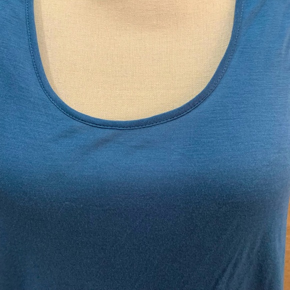 Monoreno Sleeveless Top- Blue - Picture 7 of 12